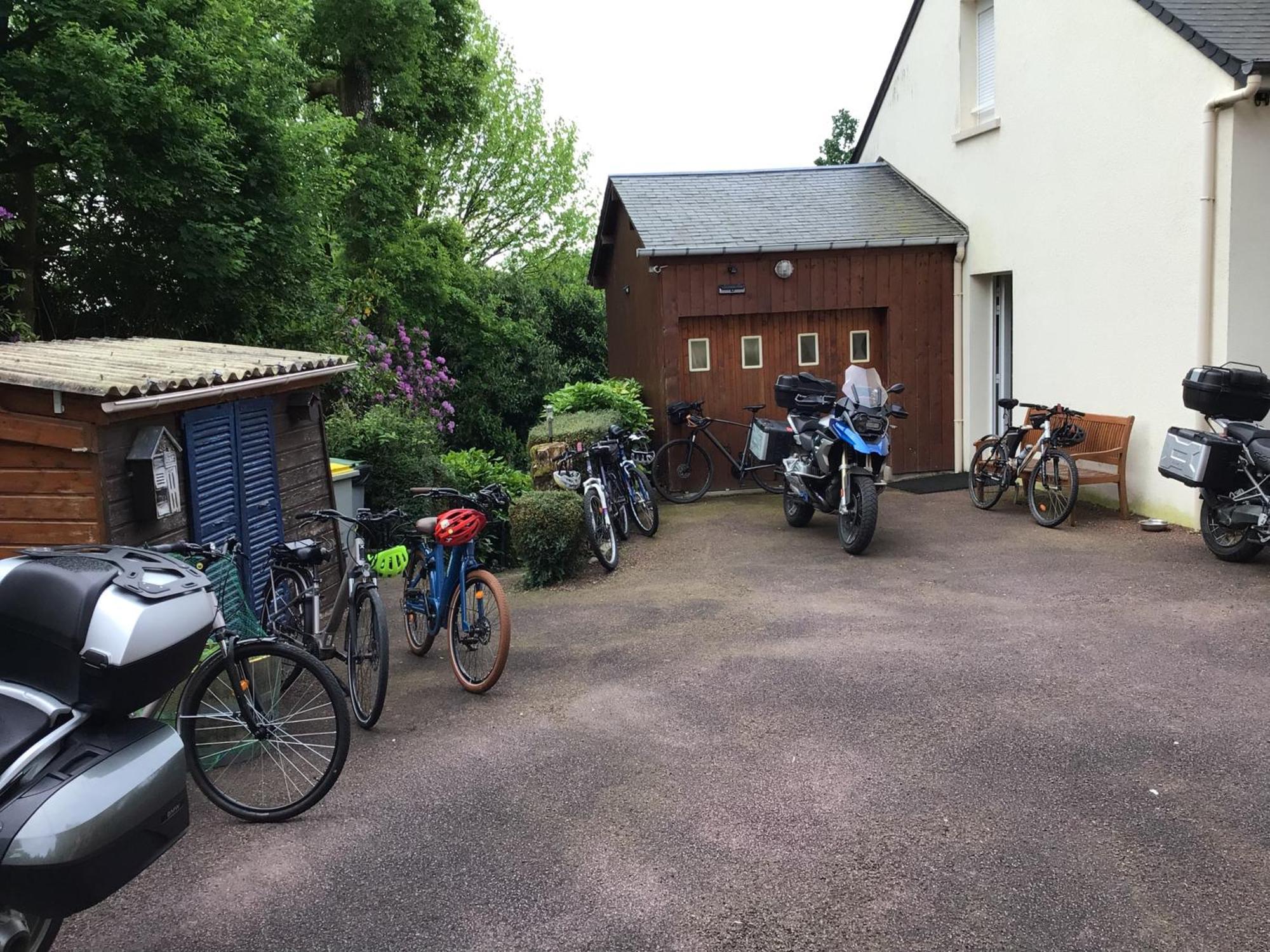 Hotel Bellevue Bagnoles Normandie Bagnoles de l'Orne Normandie エクステリア 写真