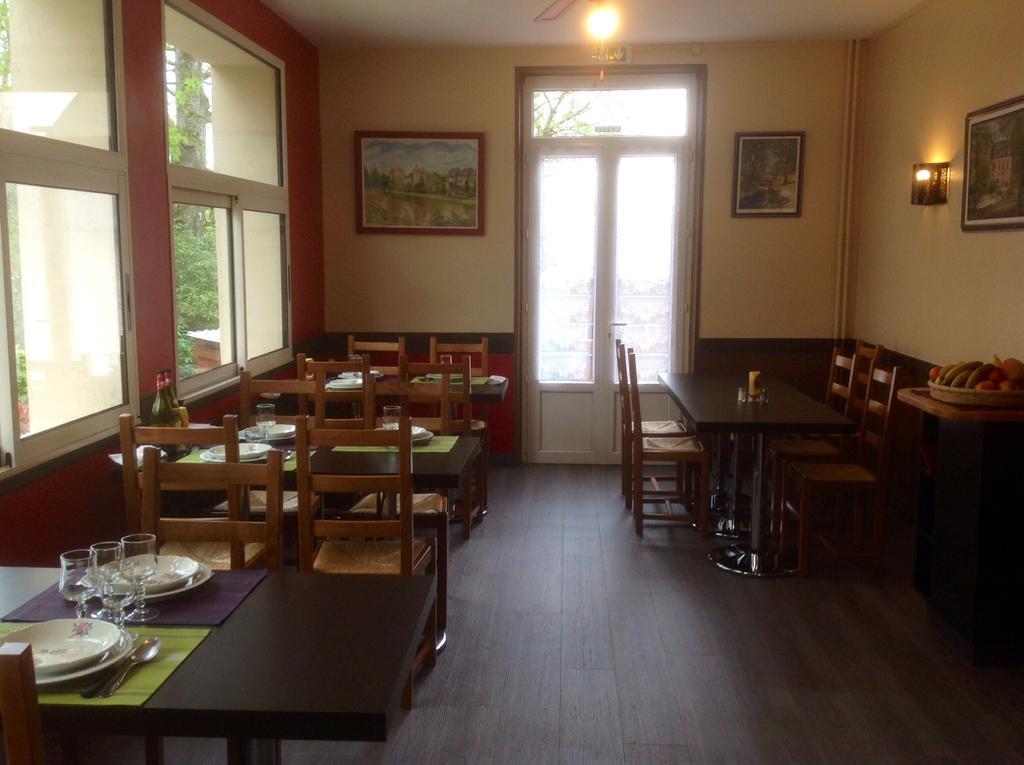 Hotel Bellevue Bagnoles Normandie Bagnoles de l'Orne Normandie エクステリア 写真